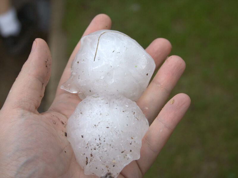 how hail forms