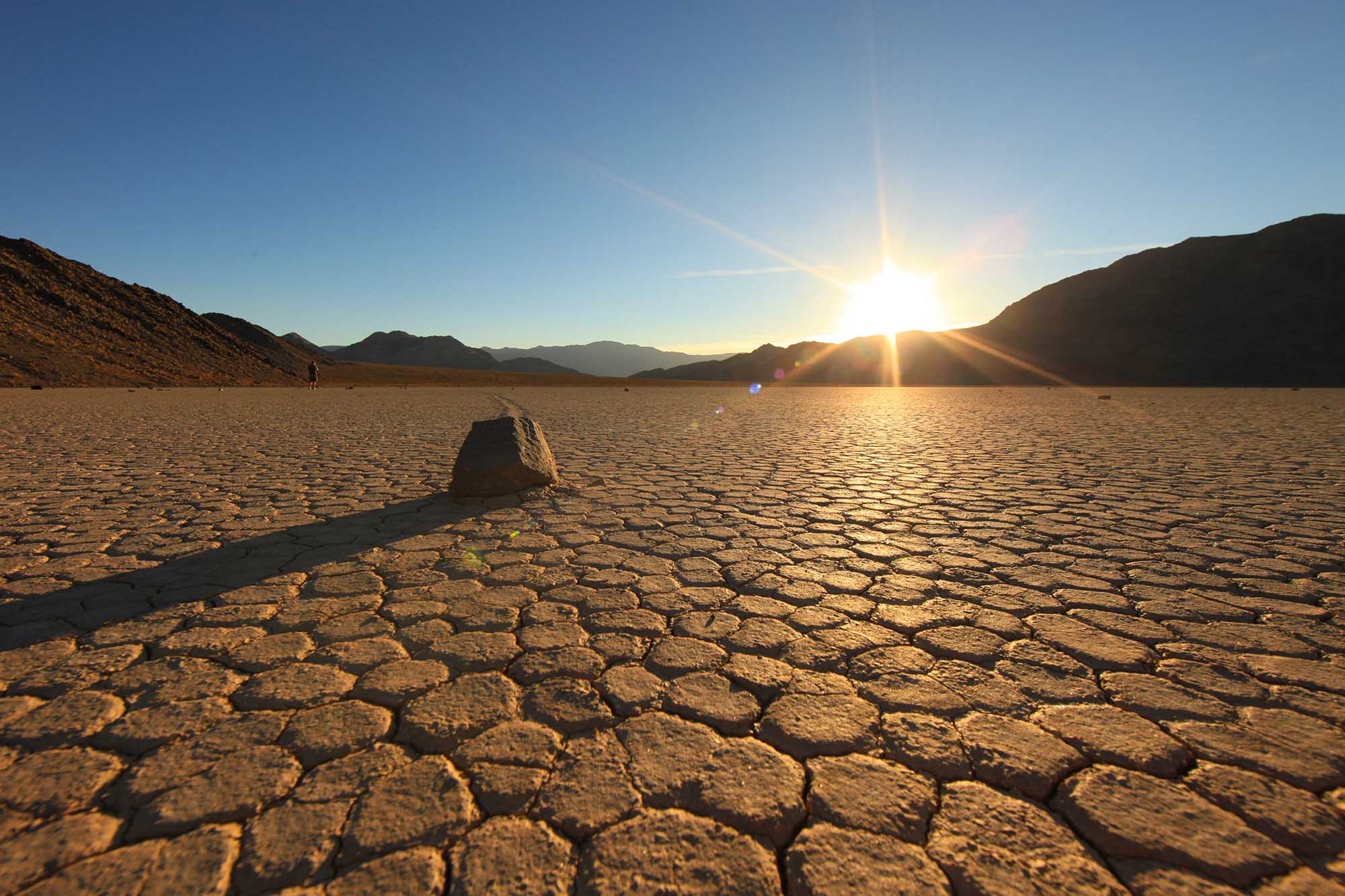 Bild av Dealth Valley. Temperaturuppgifterna från Death Valley har ifrågasatts på grund av sin riktighet.